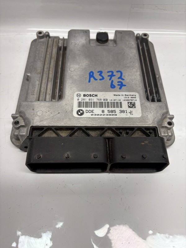 2015 BMW X5 (F15) 3.0L N57Y DIESEL ENGINE DME Engine Control Module ECU 8585381