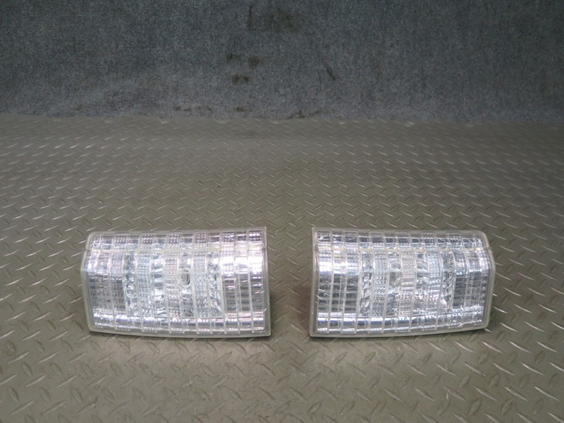 2003-2007 LEXUS UZJ100L LX470 REAR BACK UP REVERSE LIGHT LAMP SET OF 2