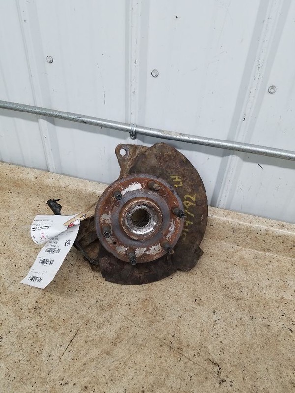 Driver Left Front Spindle/Knuckle Fits 07-14 ESCALADE 308378