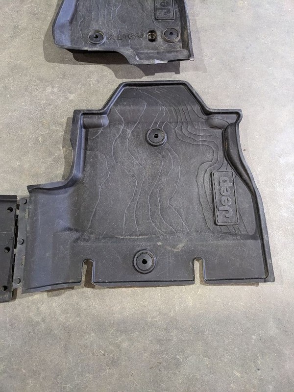 Jeep JL Wrangler OEM Rubber 4 Door Front and Rear Floor Mats 2018-2023 1162777