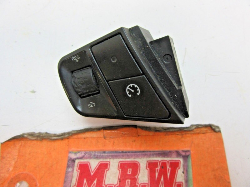 FITS CRUISE CONTROL SWITCH ON STEERING WHEEL 08-10 VUE RES SET SPEED DIAL KNOB