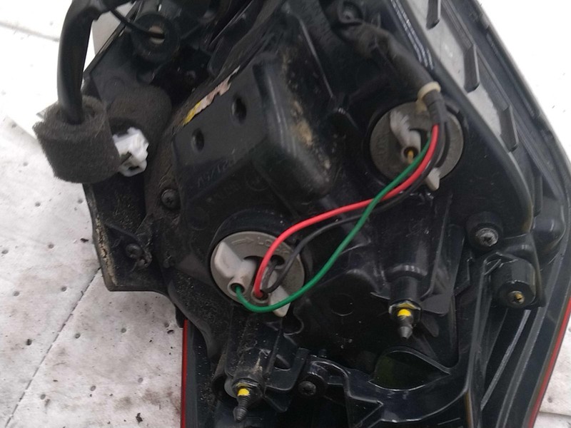 2016 KIA Forte Right Blue Tail Light Assembly OEM 336731 Used 92K Miles