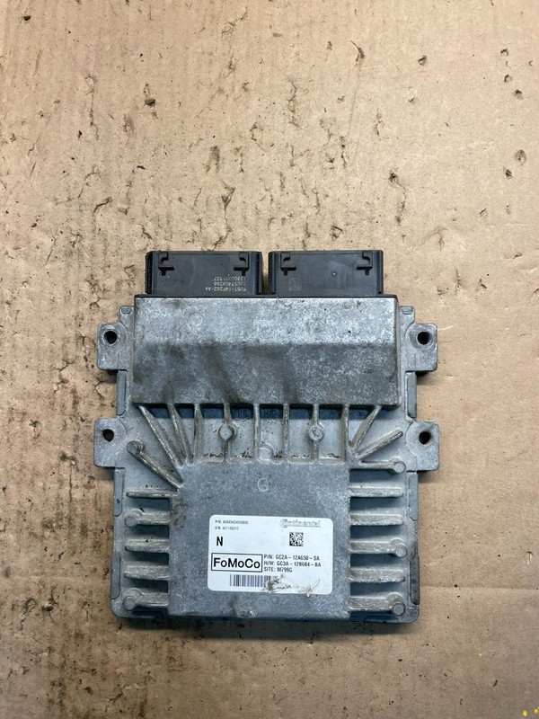 2015 Ford Econoline E-SeriesEngine Control Module ComputerECU ECM S7977 DG