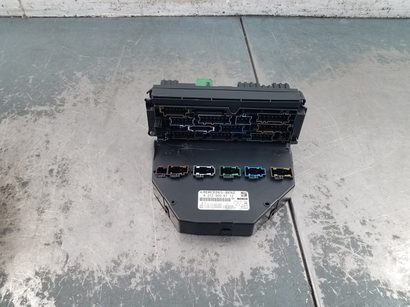 2012 Mercedes AMG CLS 63 Sam Module / Fuse Panel - * #8399 K4