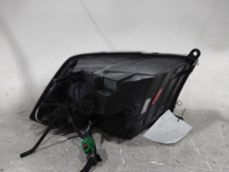 2010 Dodge 1500 Pickup Left Headlight Assembly OEM 222022 - Used, 138K Miles