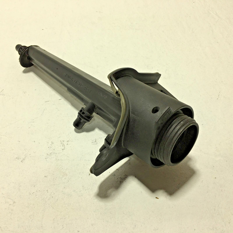 2013-2016 BMW 550I F10 COOLANT EXPANSION TANK FILLER NECK OEM
