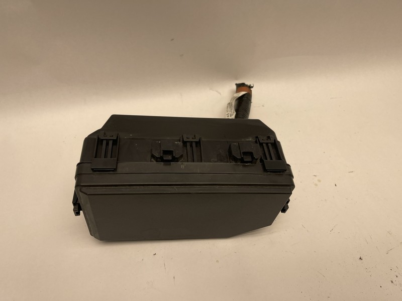 2016-2018 HONDA PILOT 3.5 AWD ENGINE POWER JUNCTION FUSE RELAY BOX OEM