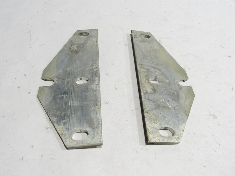 11 12 Fisker Karma 2012 Front Left Right Bracket Mount Support Set 2 PCS@2