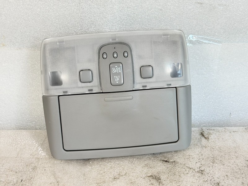 2005 2006 Lexus ES330 Overhead Dome Roof Light Sunglasses Console OEM