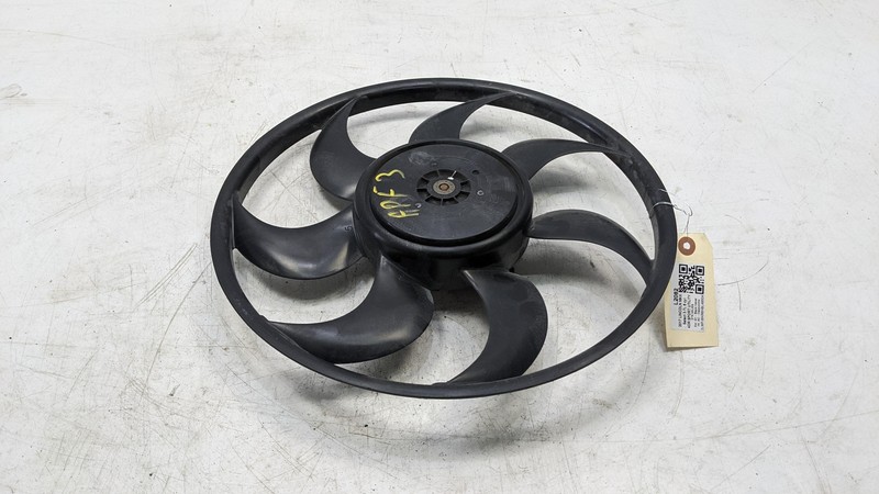 Radiator Cooling Fan w/ Motor 2017 Lincoln MKX F2GZ-8C607-E 2016 2018