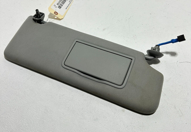 2017-18-19-2020 ACURA MDX FRONT RIGHT PASSENGER SIDE SUN VISOR SUNVISOR OEM