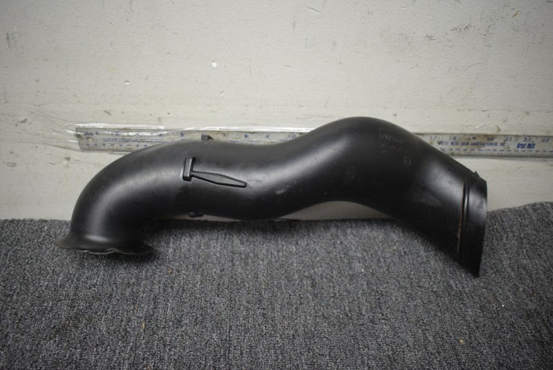 2011-2014 PORSCHE CAYENNE AIR INTAKE MANIFOLD PIPE FACTORY OEM