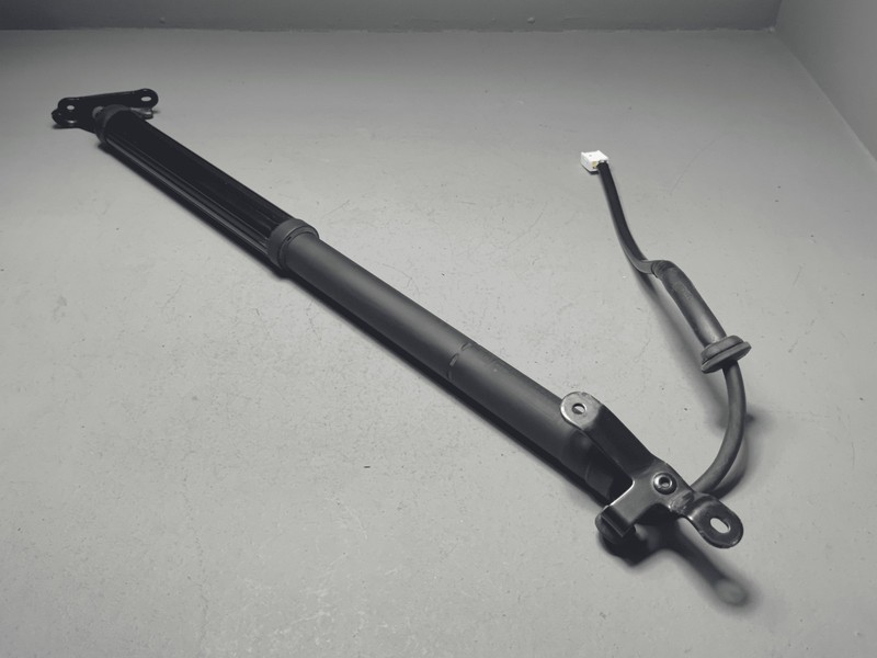 TOYOTA RAV4 2019-2023 LIFTGATE DRIVER SIDE LIFT SUPPORT CYLINDER OEM
