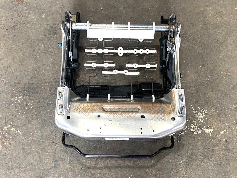 21-23 NISSAN ROGUE FRONT LEFT SIDE SEAT LOWER FRAME ADJUST TRACK OEM #A0.24