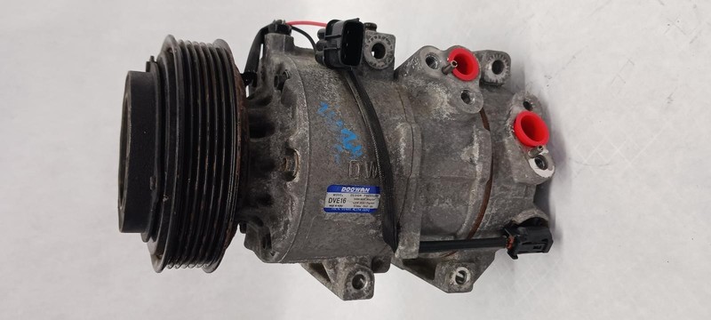 10-'15 HYUNDAI TUCSON AC Compressor 2.4L 58k miles OEM 1 Year Warranty!
