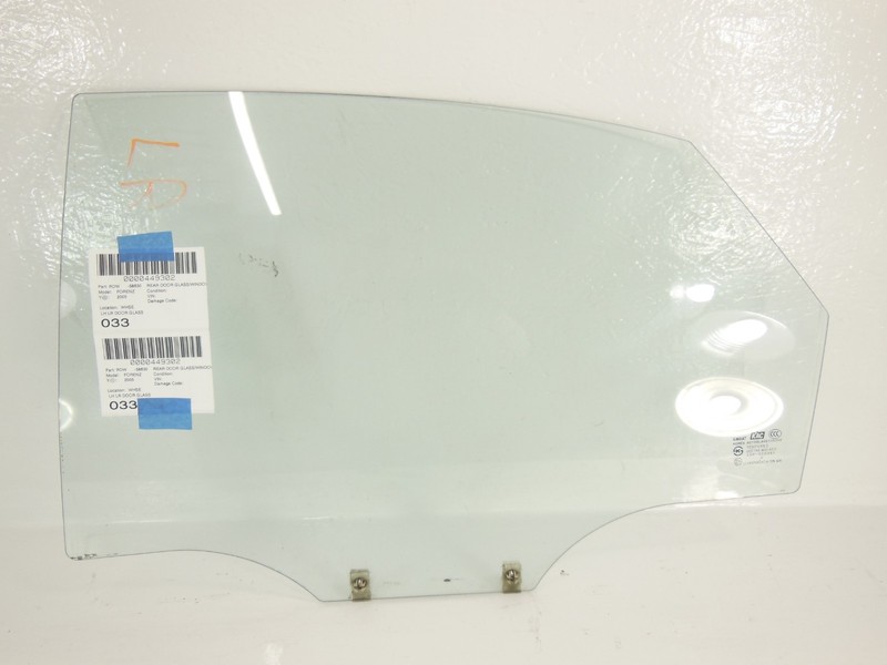 2004-2008 Suzuki Forenza Rear Door Window Glass Left Driver OEM