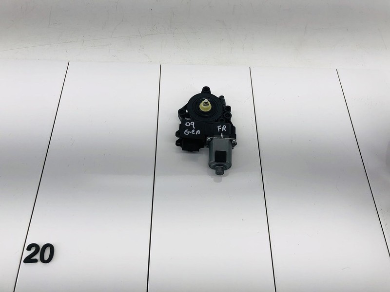 09-14 HYUNDAI GENESIS FRONT PASSENGER RIGHT SIDE DOOR WINDOW REGULATOR MOTOR OEM