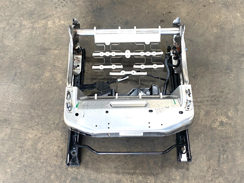 21-23 NISSAN ROGUE FRONT RIGHT SIDE SEAT LOWER FRAME ADJUST TRACK OEM #A0.24