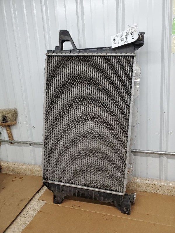 Radiator From 8501 GVW 8-460 Super Cooling Fits 94-97 FORD F250 PICKUP 298180