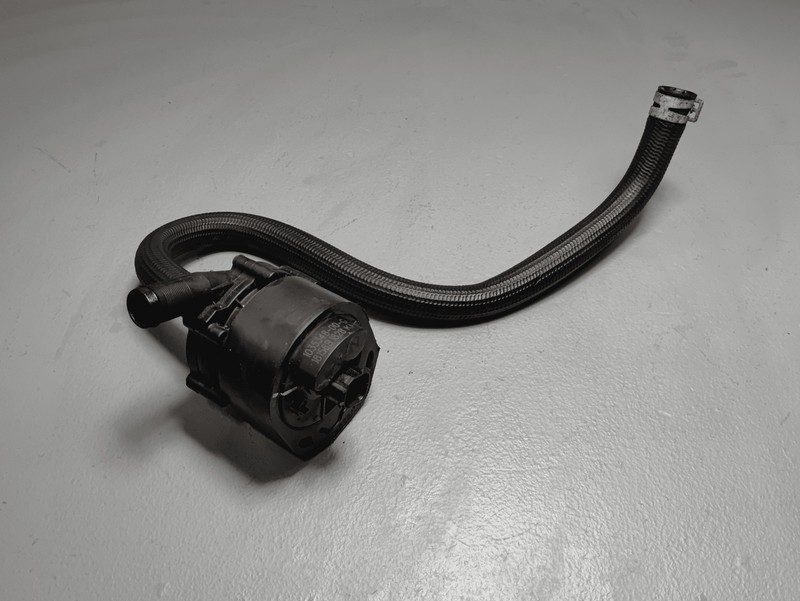 16-20 Tesla Model S AWD Front Drive Unit Auxiliary Coolant Water Pump & Hose OEM