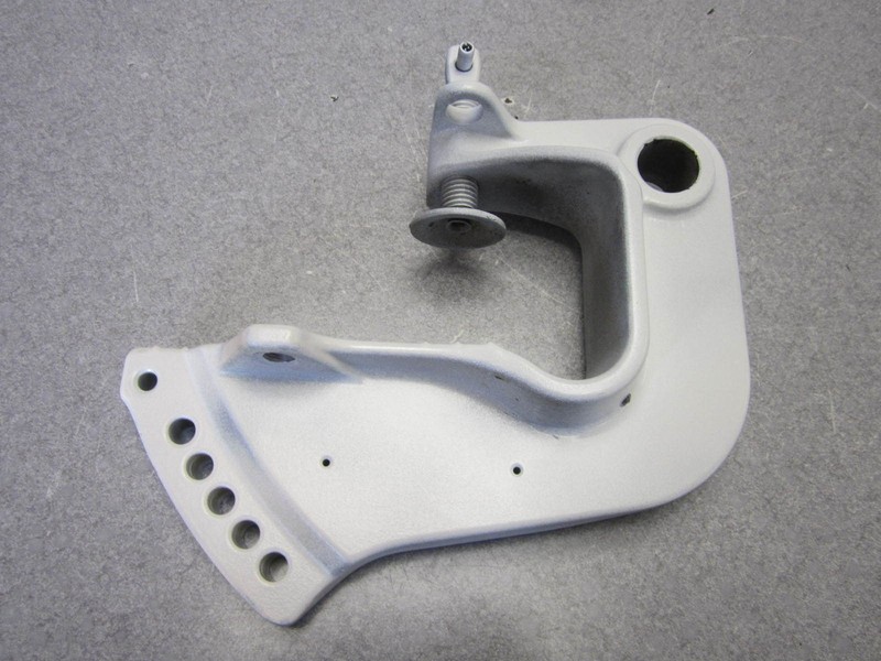 5032734 Evinrude Johnson White Port Left Stern Clamp Bracket 9.9 10 15 Hp