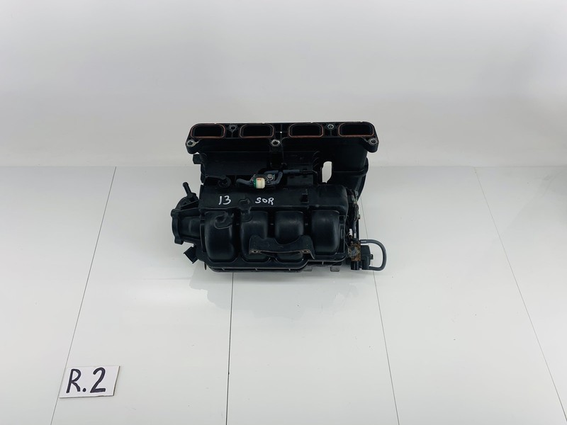 12-15 KIA SORENTO 2.4L L4 GAS ENGINE MOTOR AIR INTAKE MANIFOLD 141K MILES OEM