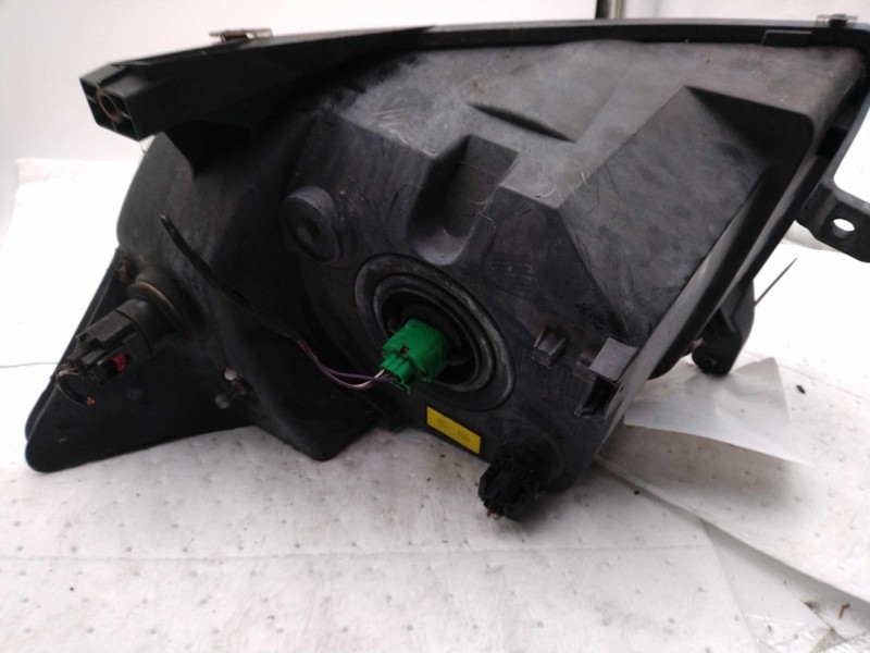 2009 Dodge Caliber Right Headlight Assembly White - Used, Yellowing Lens
