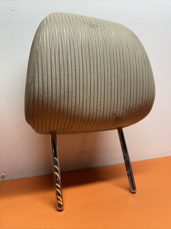 2013-2015 Toyota Venza FRONT Headrest Driver OR Passenger CLOTH TAN Beige OEM