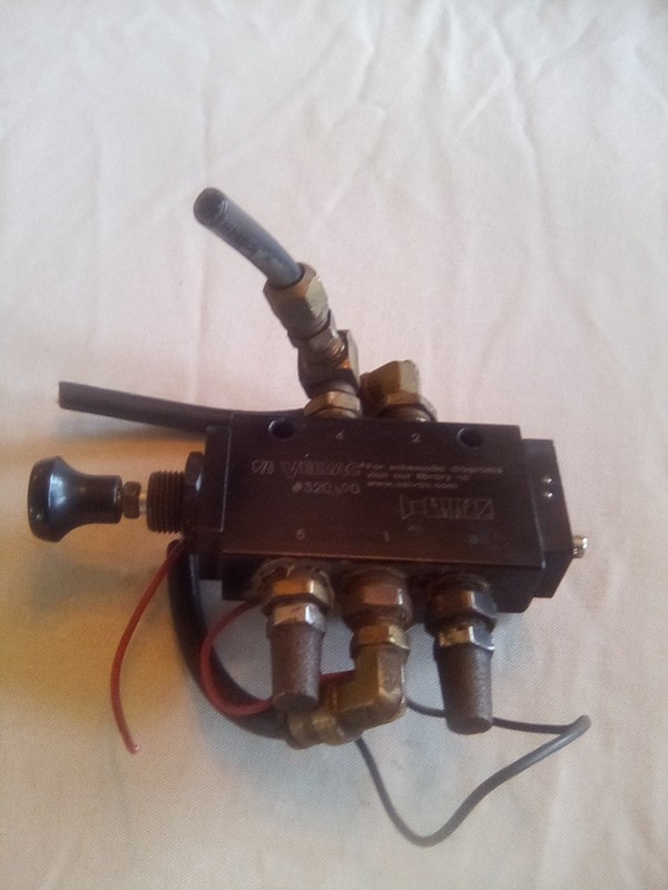 Velvac 320190 4 Way Valve