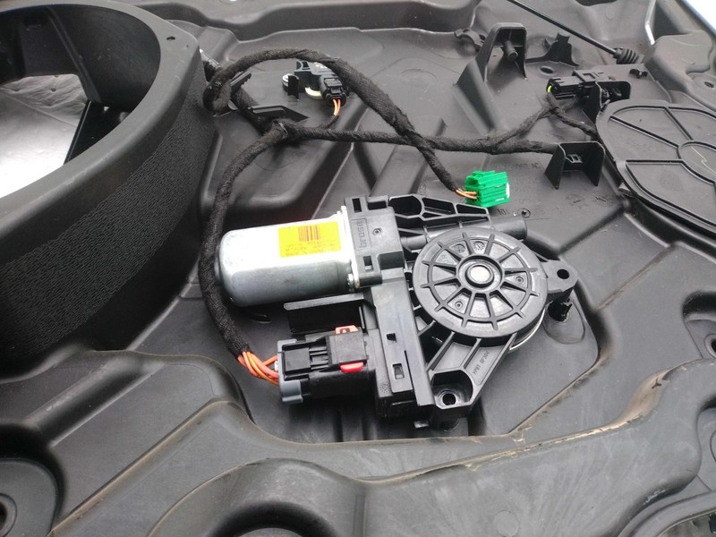 2019 Dodge Durango Front Right Window Regulator Grey Used 73K Miles OEM