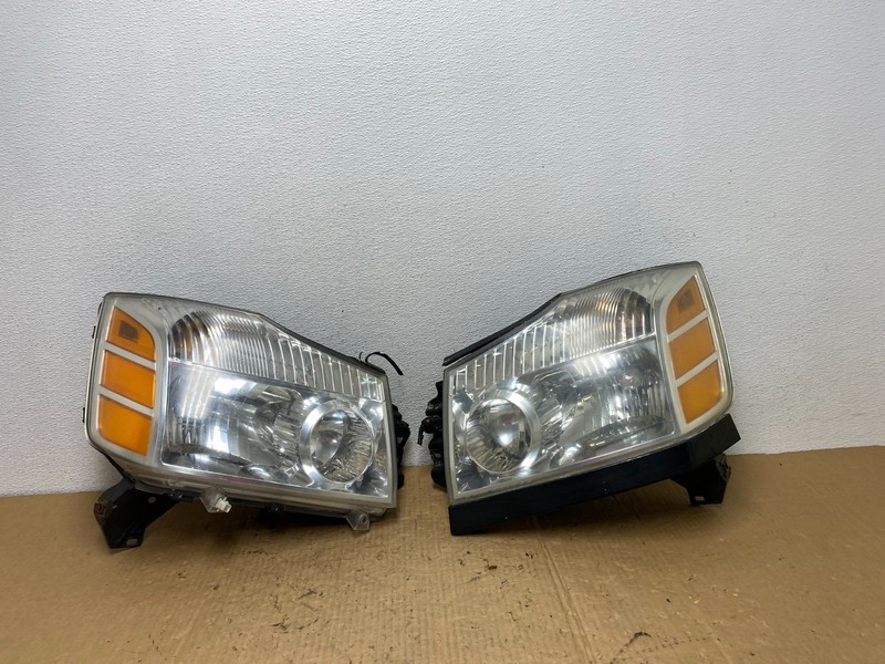2004 to 2007 Nissan Armada Left+Right Side Set Headlights AC8289 DW