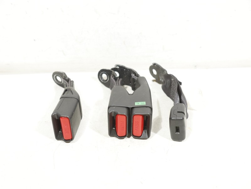 18-23 Subaru Crosstrek Impreza Rear Left Right Center Seat Belt Buckle OEM Set 3