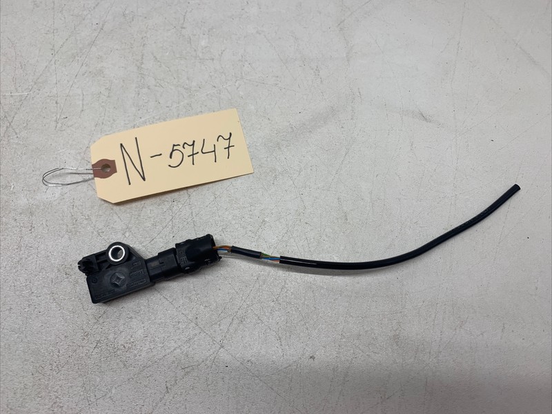 2021-2023 Tesla Model X Vibration Sensor 2047491007 5747 B84