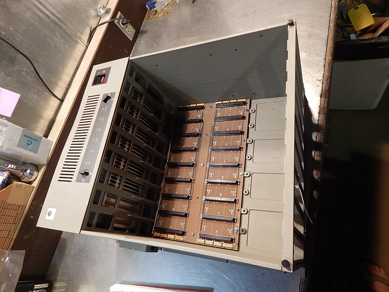 Allen Bradley 7552-96H-0010965 Processor Module Rack *FREE SHIPPING*