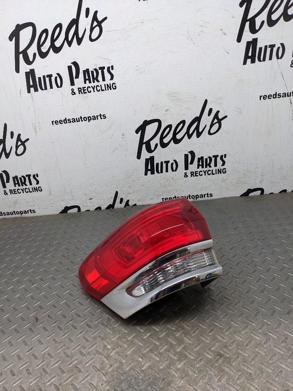 Driver Tail Light Wk Body VIN E Or F 6th Digit Fits 15-21 GRAND CHEROKEE 1145855