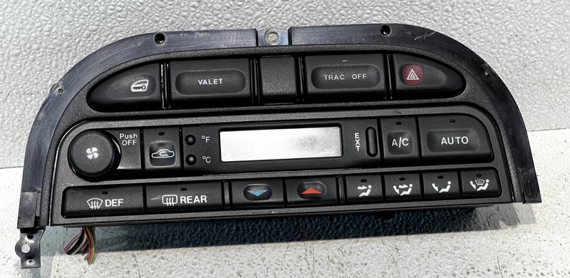 98-03 Jaguar XJ8 VDP Dash Climate Temperature Control Switch HVAC OEM