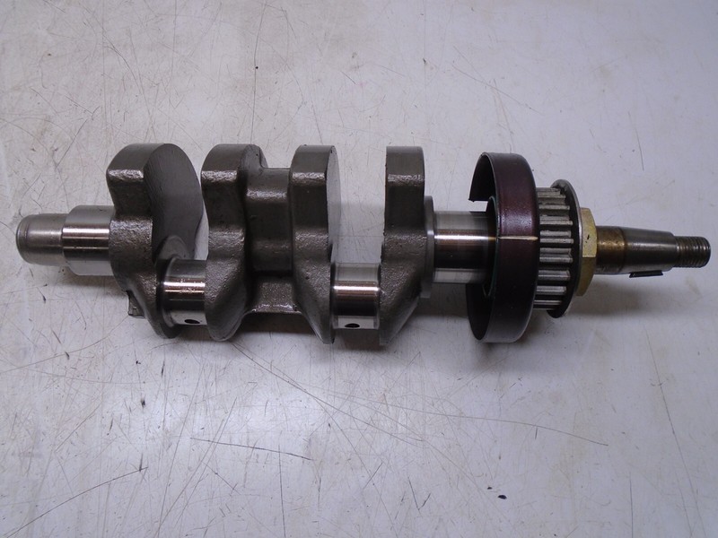 Z5 Evinrude Johnson 15 hp Crankshaft 337184 0337184