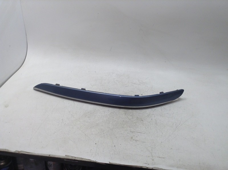 09-11 HYUNDAI GENESIS FRONT LEFT DRIVER SIDE BUMPER MOLDING TRIM BLUE OEM