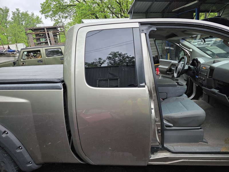 2005-2015 Nissan Titan Rear Passenger Right Door Ky2 Door Assembly Tested Oem