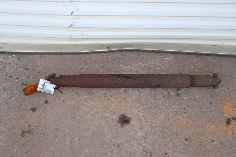 2007-2008 CADILLAC ESCALADE 4X4 6.2L REAR DRIVESHAFT PROPELLER CARDAN SHAFT OEM