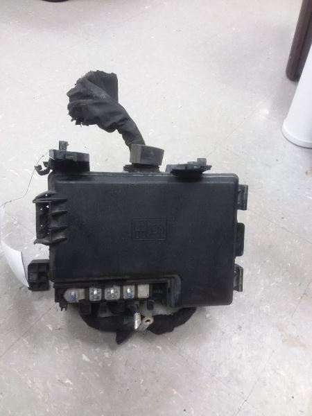 Fuse Junction Box Engine With 110 Volt Converter Fits 15 FORD F150 PICKUP