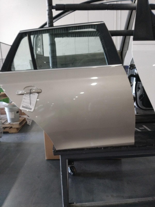 2014 Volkswagen Jetta Rear Right Door Silver OEM Used Small Scratch 87K Miles