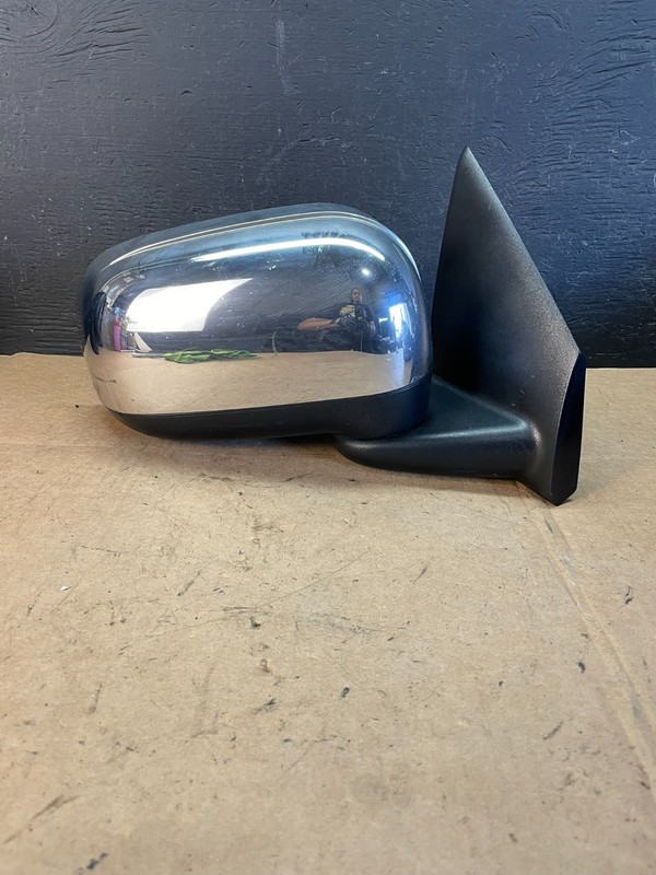 2007 2008 2009 Chrysler Aspen Right Passenger RH Mirror Heated Oem AE1076 DW