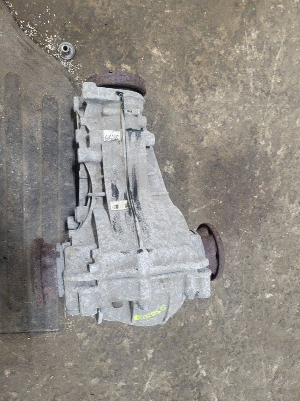 Differential Carrier Rear Axle ID Qbz Fits 09-18 AUDI A4 1618806