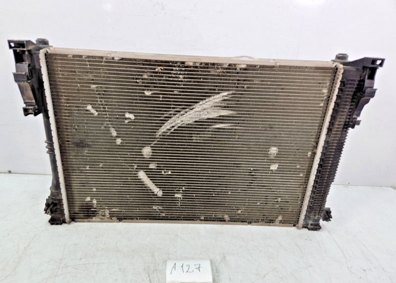 ✅ 2008-2016 OEM Mercedes W212 E350 Engine Motor Cooling Coolant Radiator NOTE*