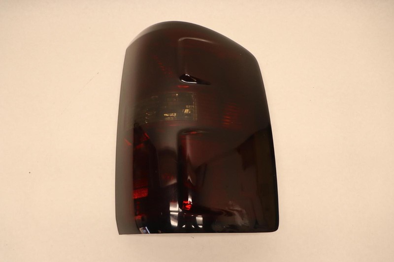 2015 GMC SIERRA 2500 HD REAR RIGHT PASSENGER SIDE TAIL LIGHT LAMP AFTERMARKET