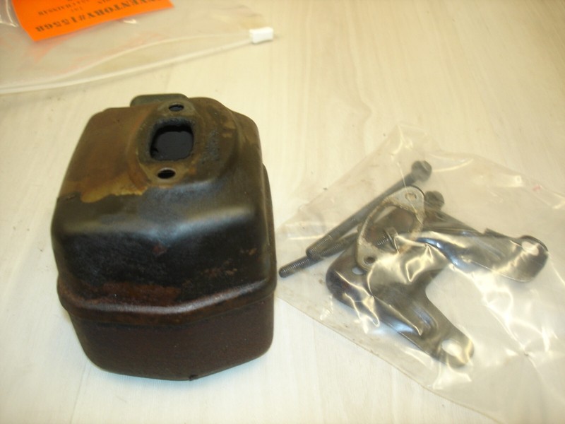 Husqvarna 254 muffler chainsaw part Bin 737