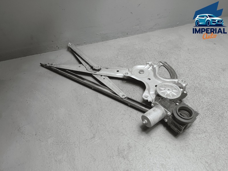 2018-2024 Toyota Camry Front Right Passenger Door Window Regulator w/Motor OEM