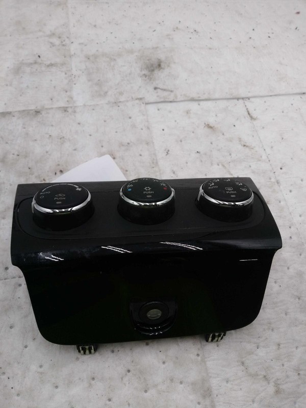 Used A/C Selector Switch fits: 2013 Chrysler 200 automatic temperature control F