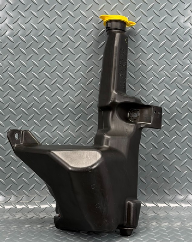 ✅ 2013-2019 CL RAM 1500-3500 DIESEL 3.0L WINDSHIELD BOTTLE WASHER RESERVOIR OEM